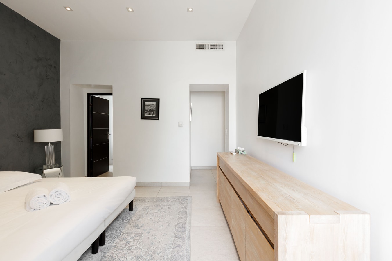 Upstays Spacious 77m² T3 Apartment with Terrace 8 Upstays