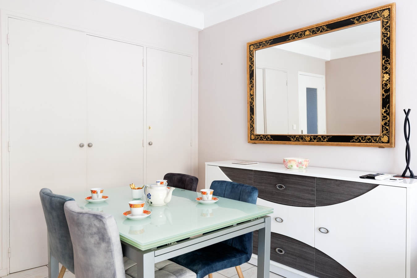 Upstays Cosy Calm 1 Bedroom with terrace and AC 15 Upstays