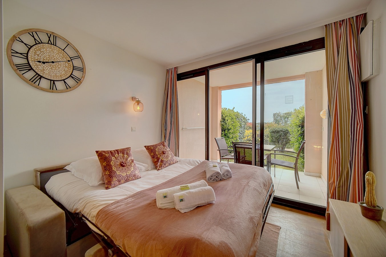 Immogroom - 2 Rooms renovated - Pool - Terrace 16 ImmoGroom