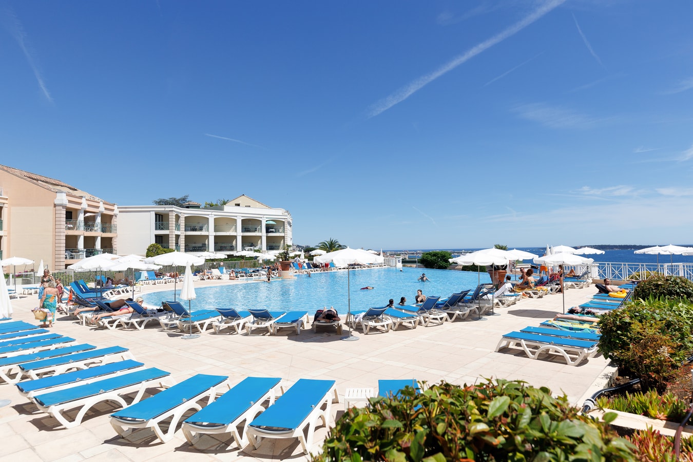 Upstays Garden Terrace Pool 28m² Apartment 6 Upstays