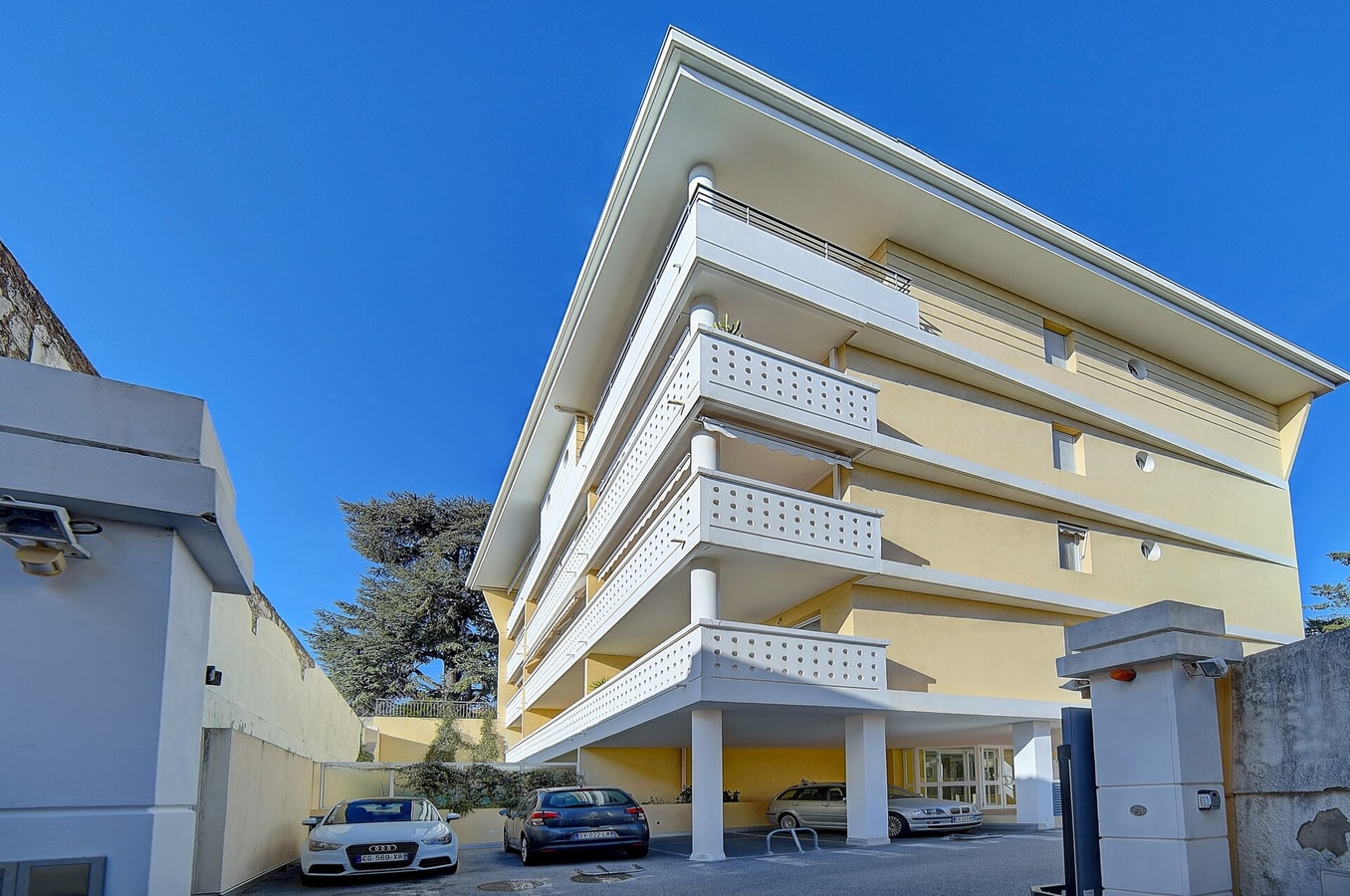 Immogroom- Renovated- Large terrace- AC- Parking 22 ImmoGroom