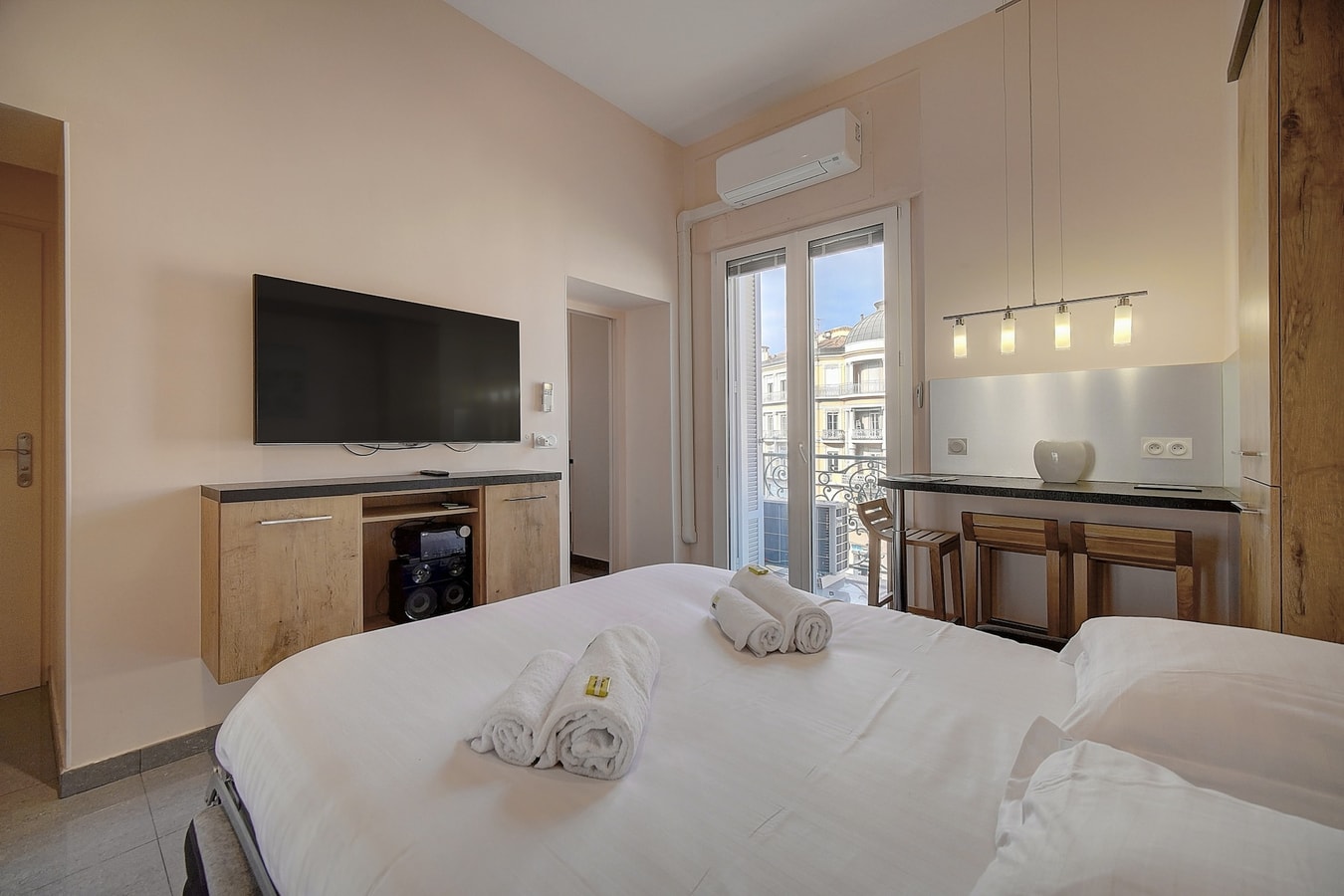 Bagheera · Immogroom- studio with terrace- close to the shops 13 ImmoGroom