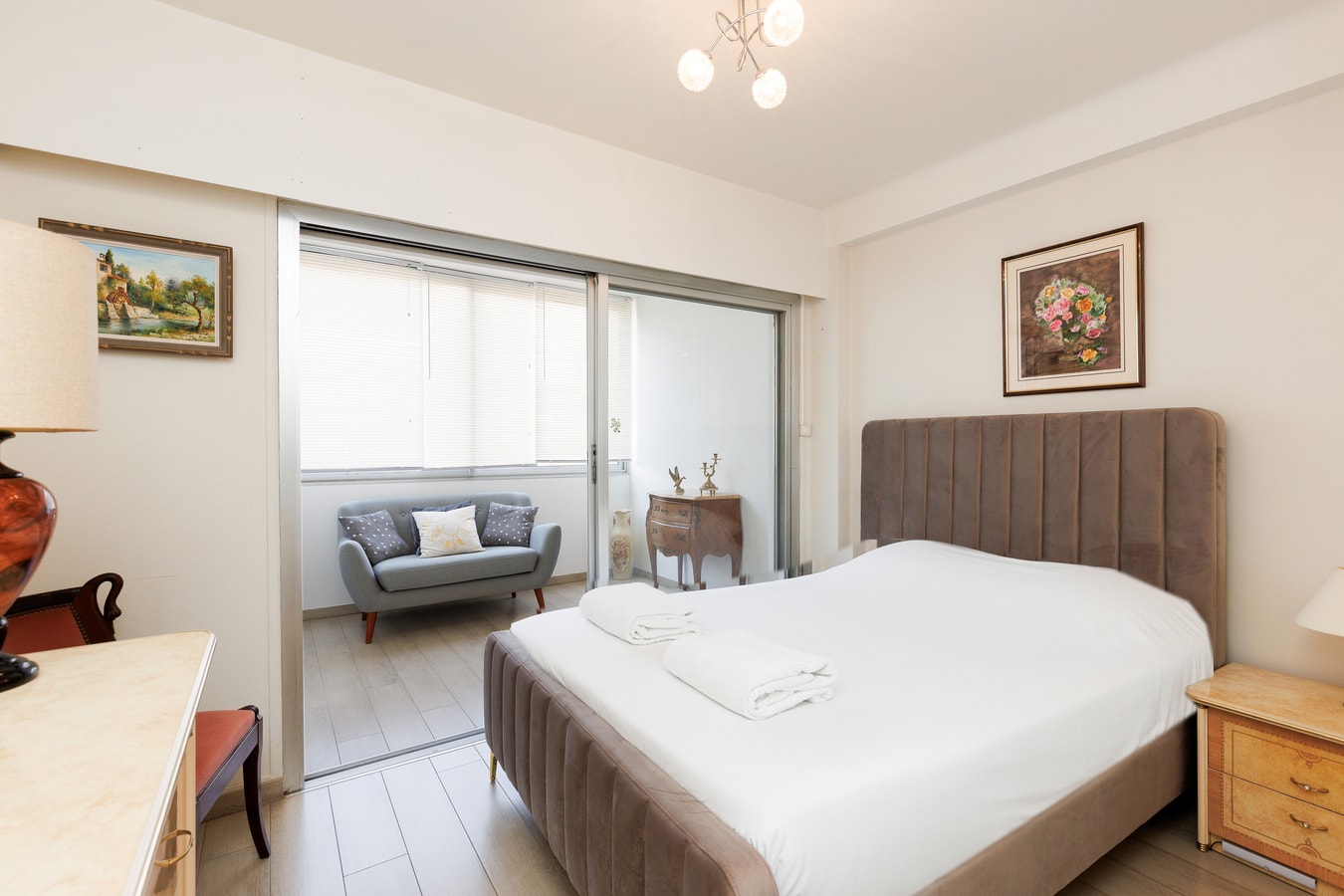 Upstays Bright 1BR 50m² with terrace Cannes center 12 Upstays