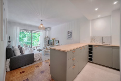 Immogroom - Modern with Terrace - Air 8 ImmoGroom