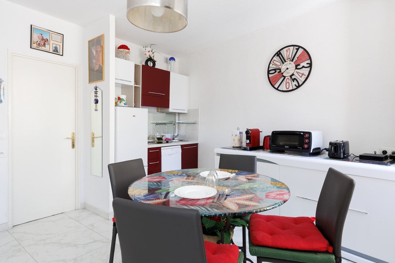 Upstays cosy studio near Palais 6 Upstays