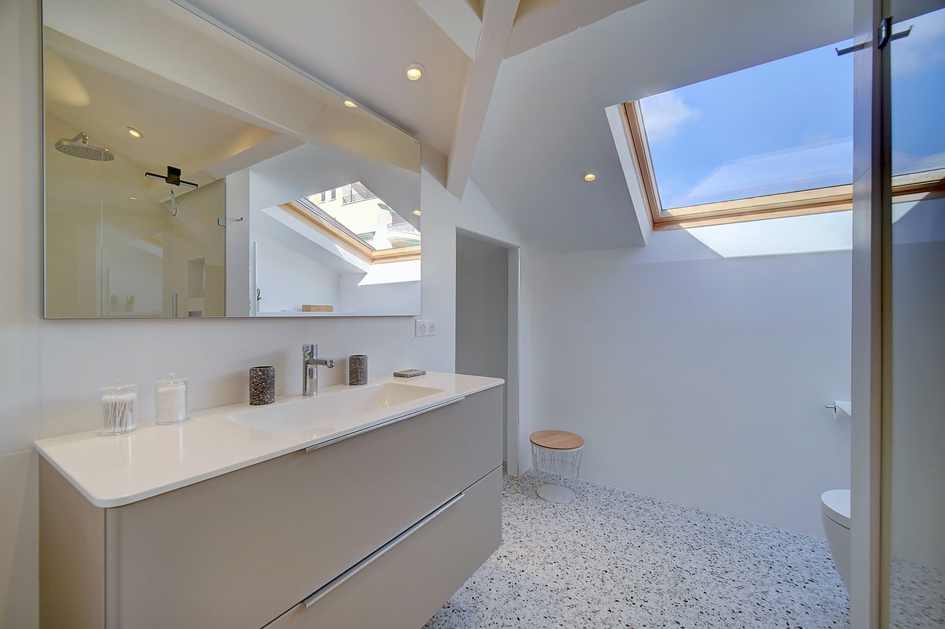 Immogroom - Magnificent 180m² duplex - Parking -AC 19 ImmoGroom