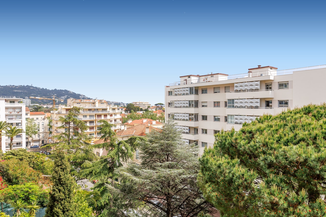 Upstays Bright 1BR 50m² with terrace Cannes center 21 Upstays