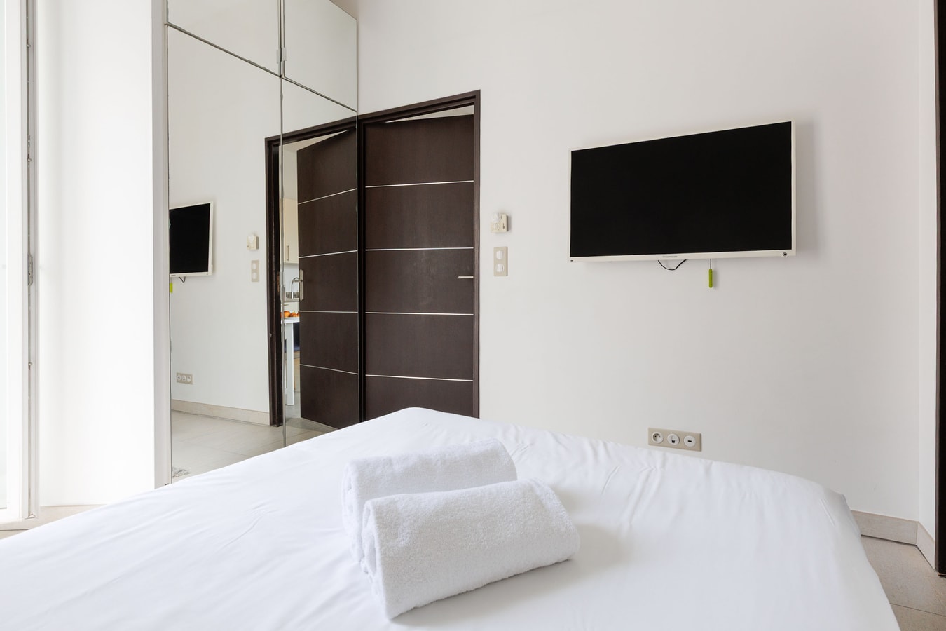 Upstays Spacious 77m² T3 Apartment with Terrace 21 Upstays
