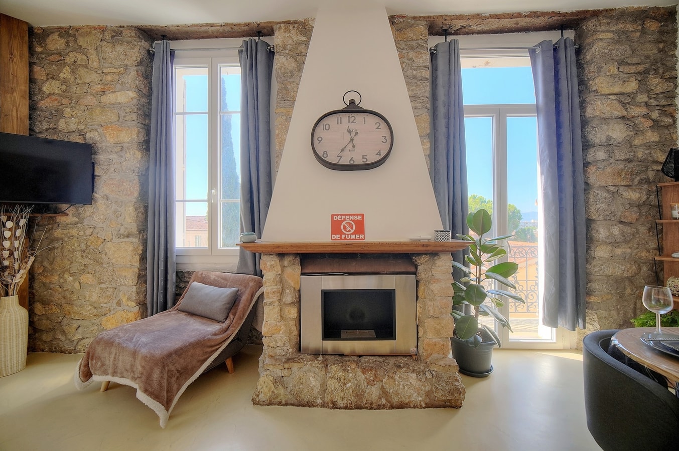 Pierre · Immogroom - T3 - Garden - Quiet - Air conditioning 6 ImmoGroom