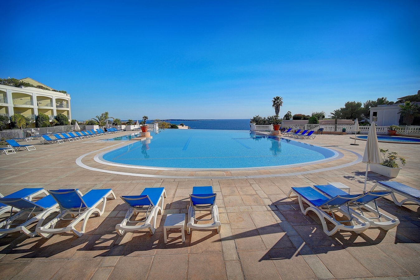 Immogroom - 2 Rooms - Renovated - Pool - Air 29 ImmoGroom