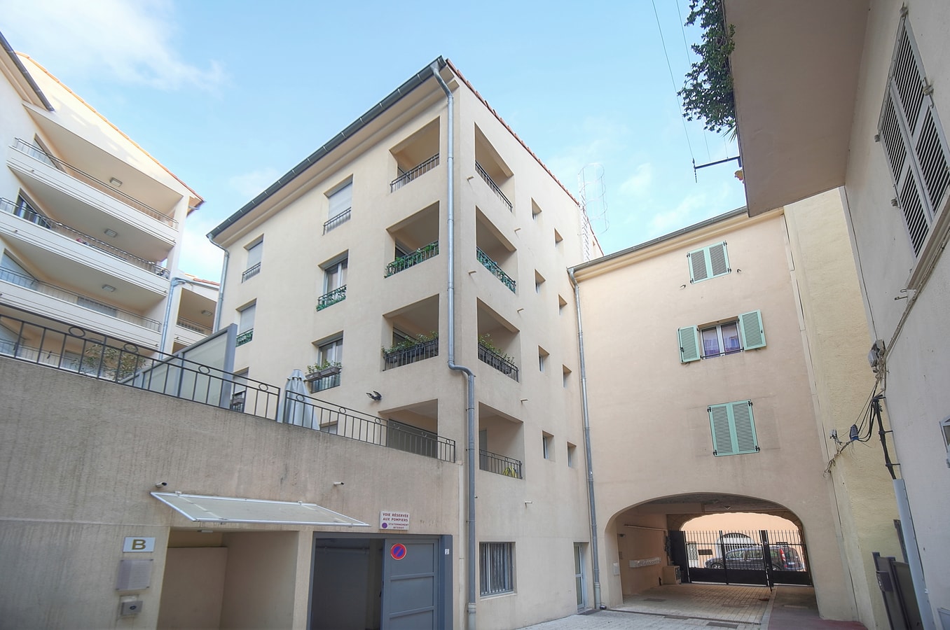 Immogroom - Close to the beach and the palais - AC 26 ImmoGroom