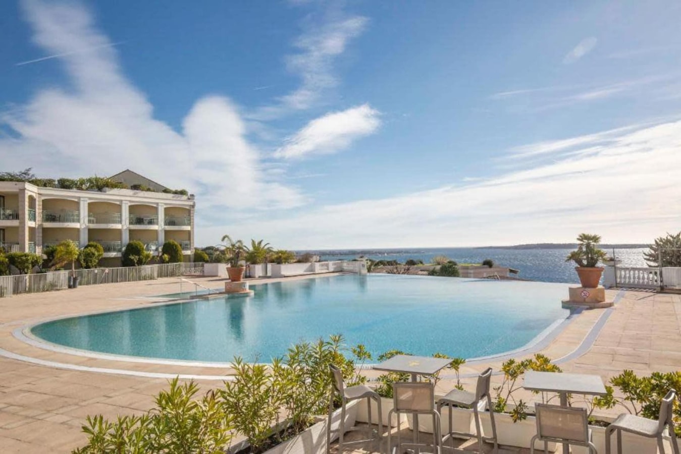 Immogroom - Pool - A/C - Parking - wifi ImmoGroom