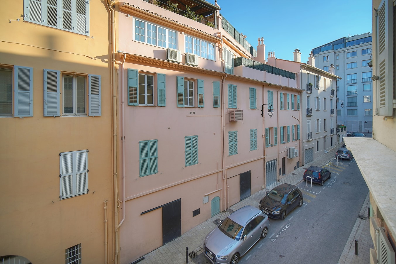 Immogroom - Close to the beach and the palais - AC 24 ImmoGroom