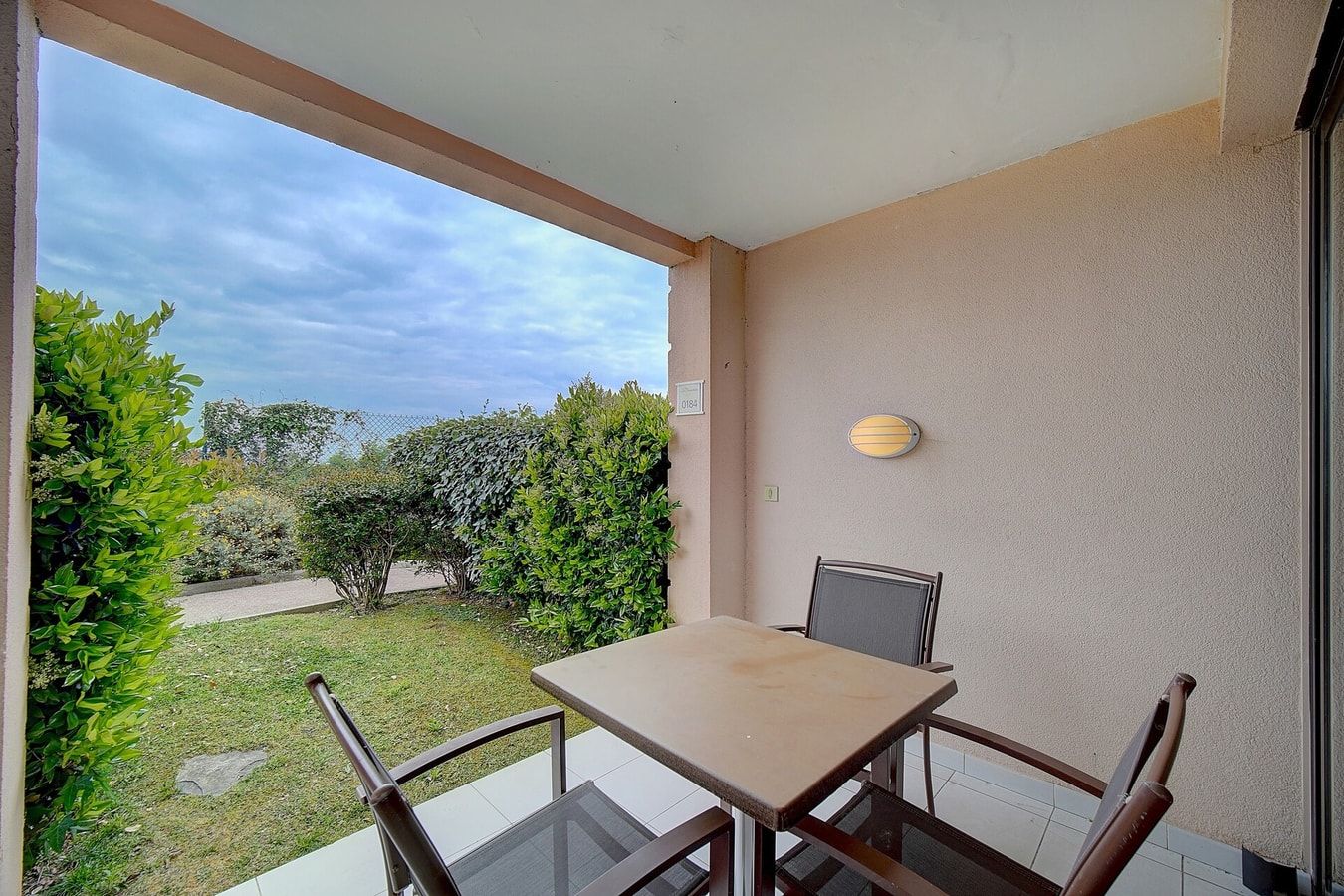Immogroom - 2 Rooms renovated - Pool - Terrace 4 ImmoGroom