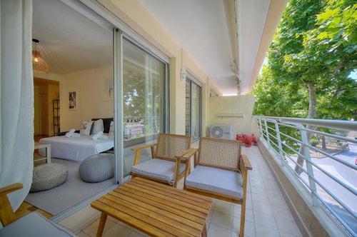 Immogroom - Modern with Terrace - Air 0 ImmoGroom