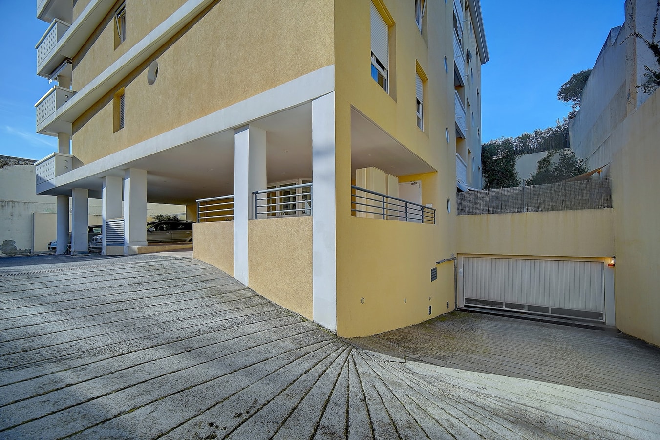 Immogroom- Renovated- Large terrace- AC- Parking 20 ImmoGroom