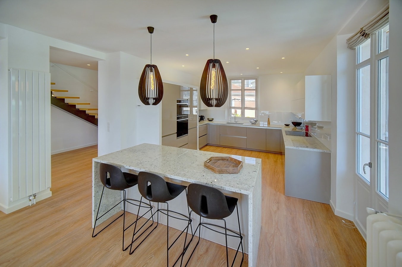 Immogroom - Magnificent 180m² duplex - Parking -AC 12 ImmoGroom