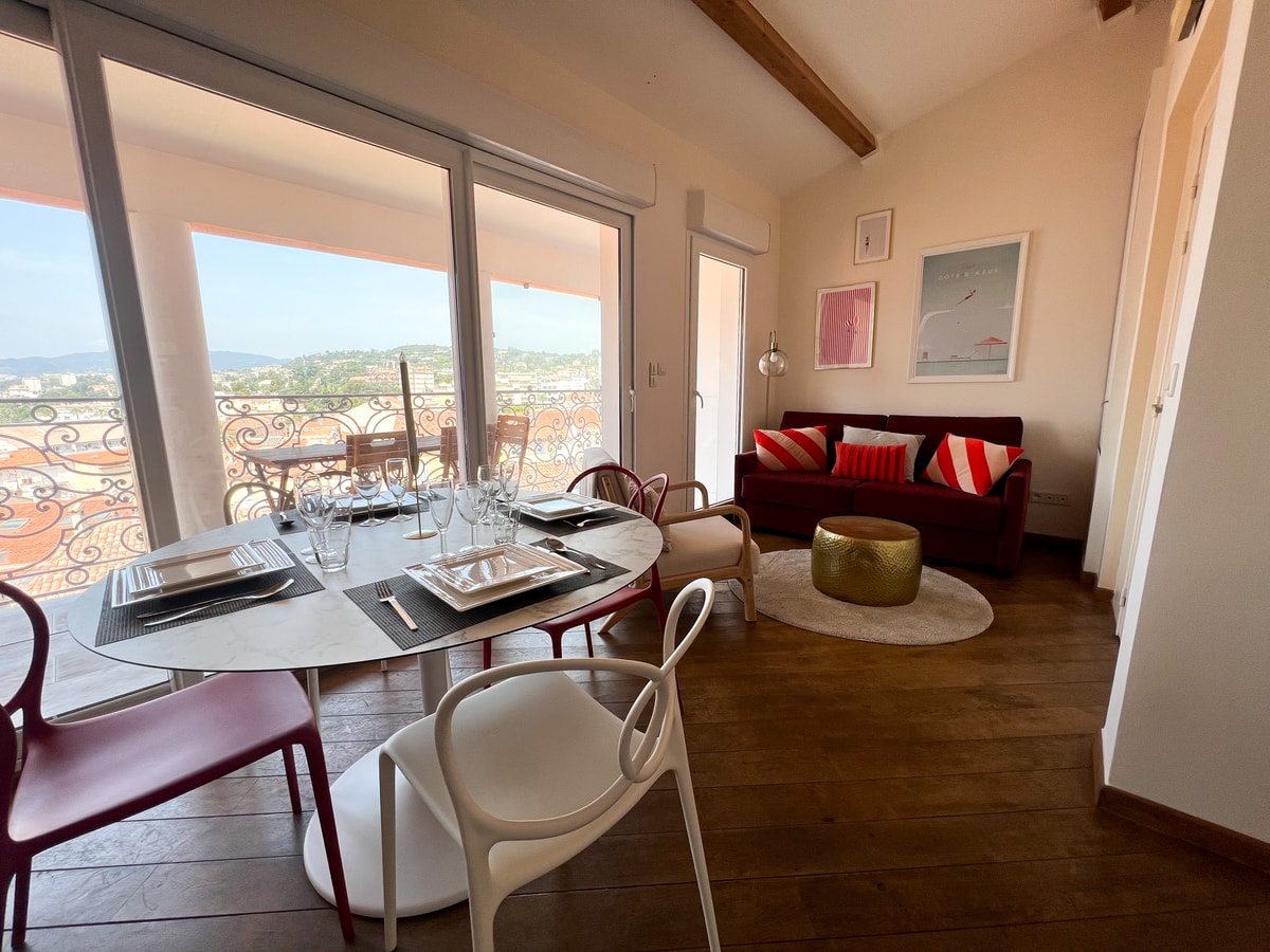 Immogroom - Charming building in Suquet Upstays