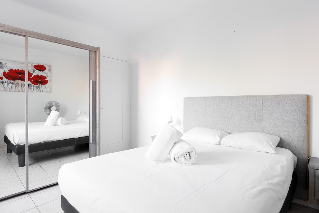 Upstays Cosy Calm 1 Bedroom with terrace and AC 2 Upstays