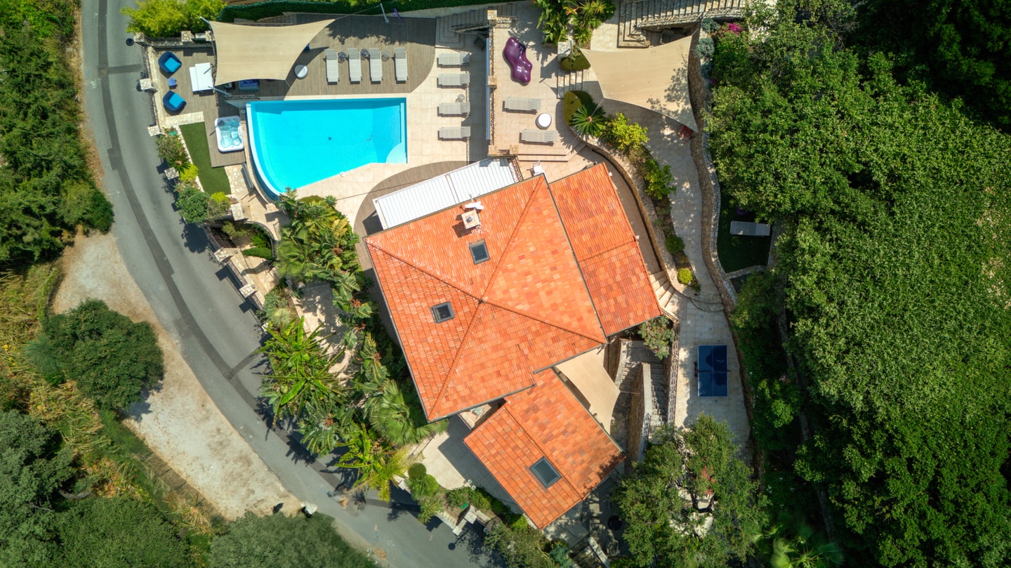 Immogroom - Villa - Infinity Pool  - Sea view - AC 35 ImmoGroom