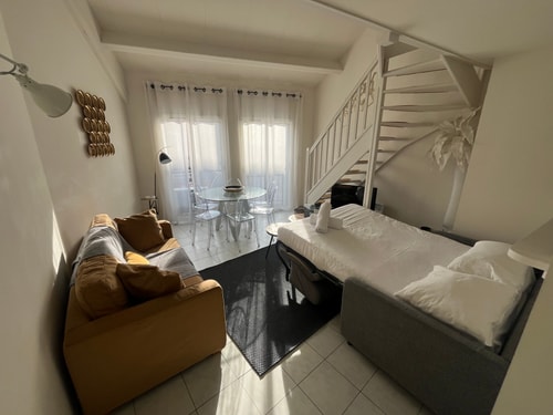 Immogroom - Duplex avec Clim - 5 min des plages 1 Upstays