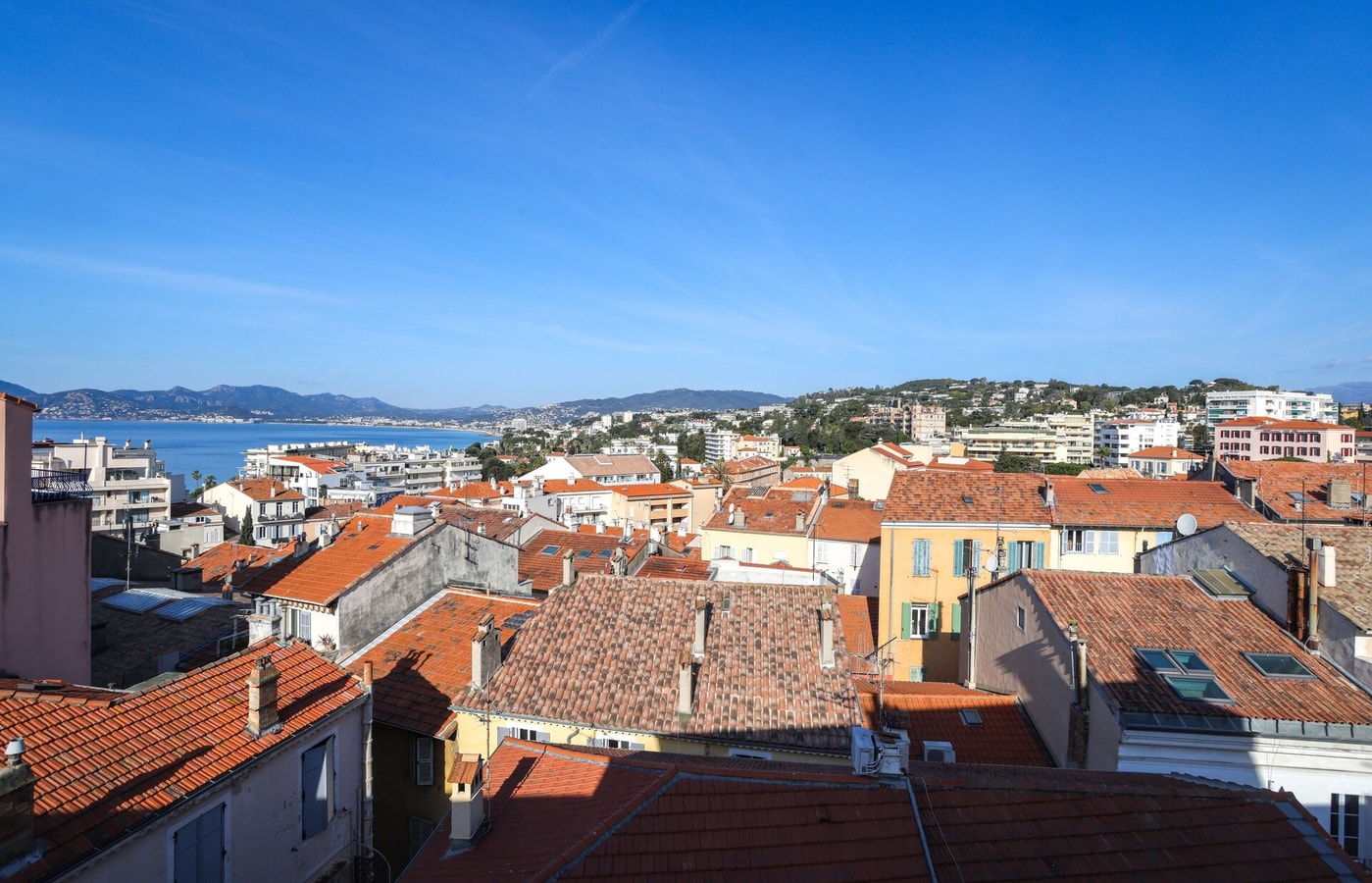 Immogroom - Terrace with sea view - A C - Suquet 19 ImmoGroom