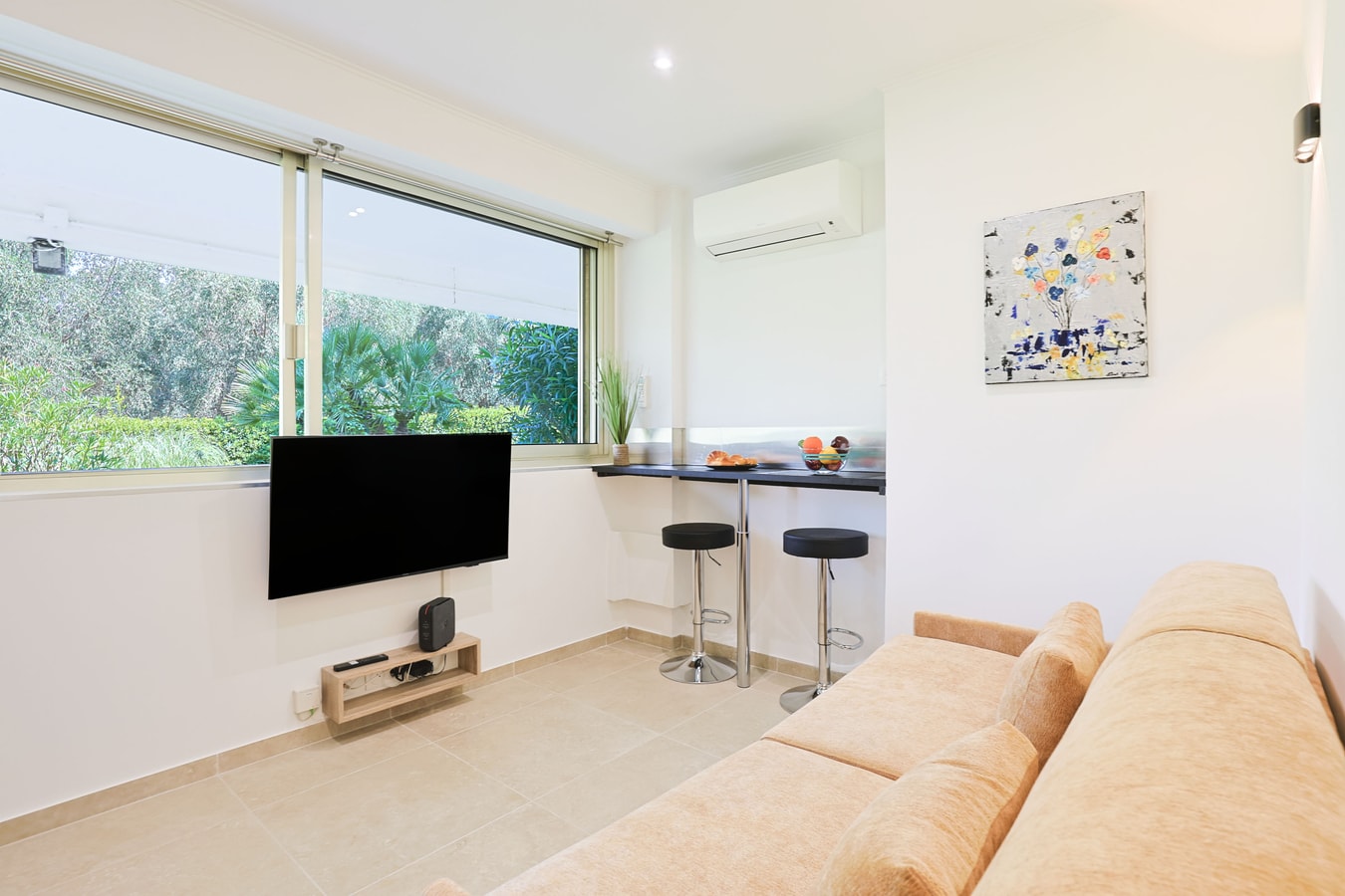 Upstays Cosy Studio 15m² with pool and quiet Upstays