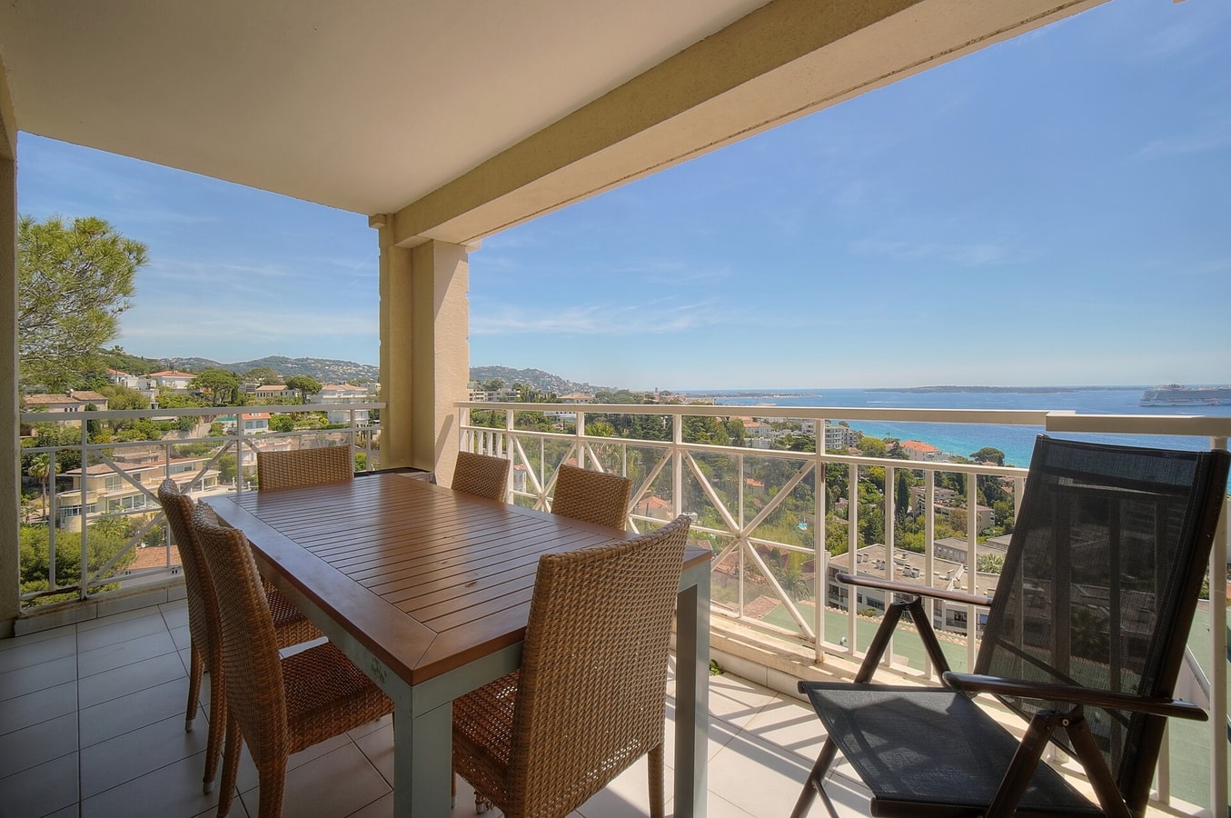 Immogroom  Sea view Pool Terrace Parking AC WIFI 2 ImmoGroom