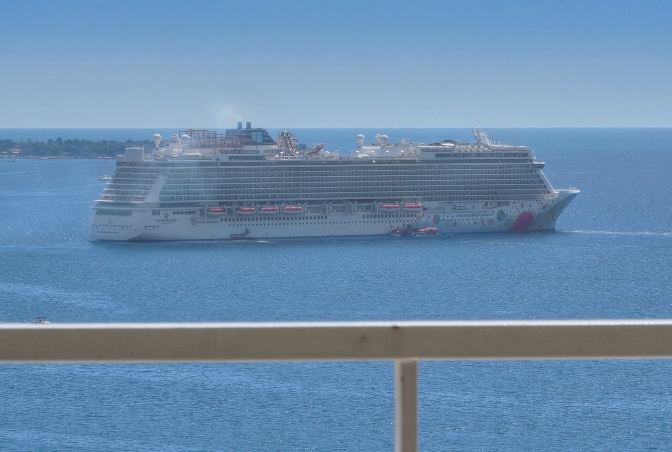 Immogroom  Sea view Pool Terrace Parking AC WIFI 31 ImmoGroom