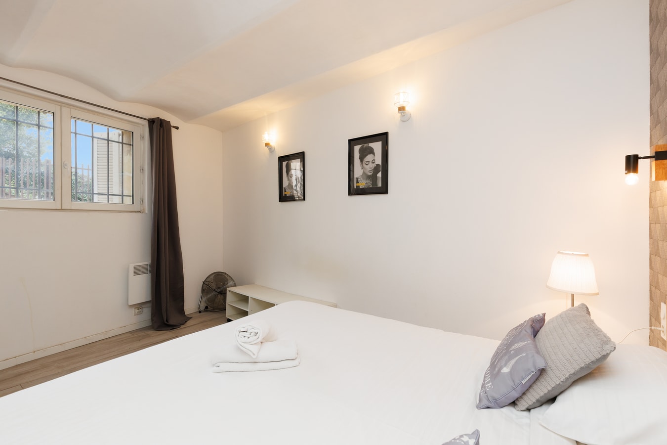 Upstays Elegant 3BR Steps from Le Palais 22 Upstays