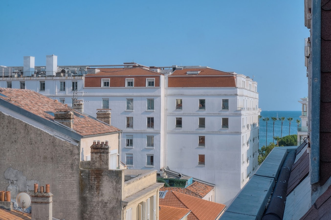 Iron · Immogroom - Near Palais des Festival / Beach - AC 26 ImmoGroom