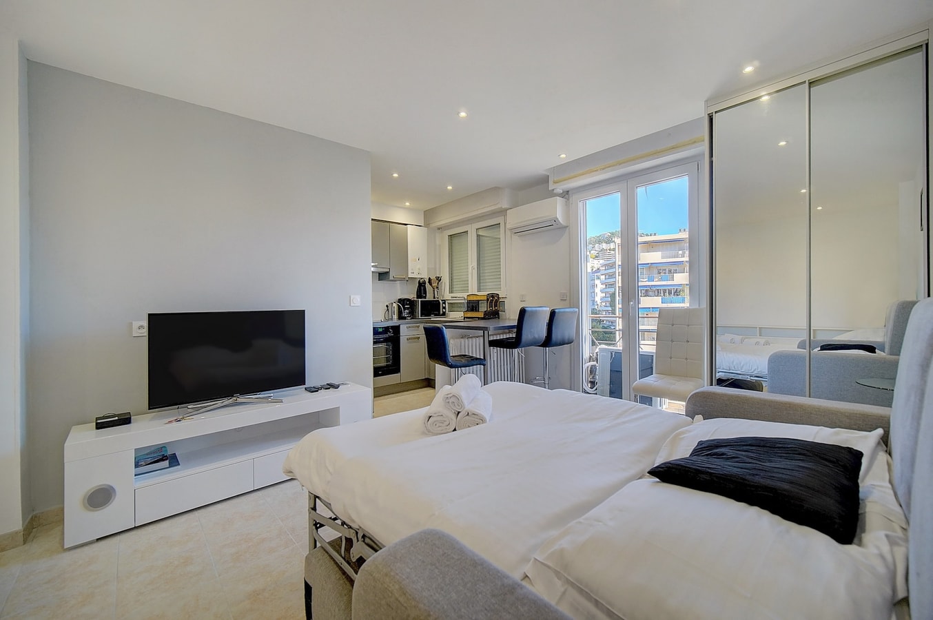 Wynwood · Immogroom - Cozy - Cannes Center - A C in living ImmoGroom