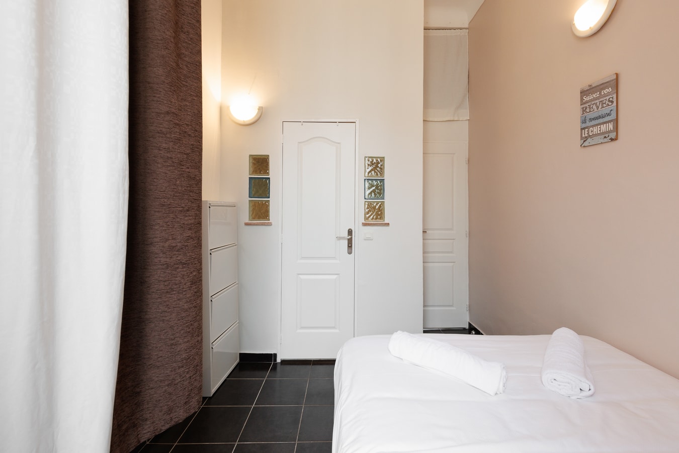 Upstays Centre 30m² Apartment Near Palais 1 Upstays