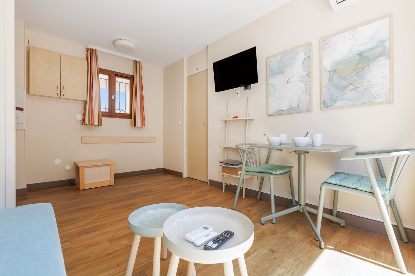 Upstays Garden Terrace Pool 28m² Apartment 10 Upstays