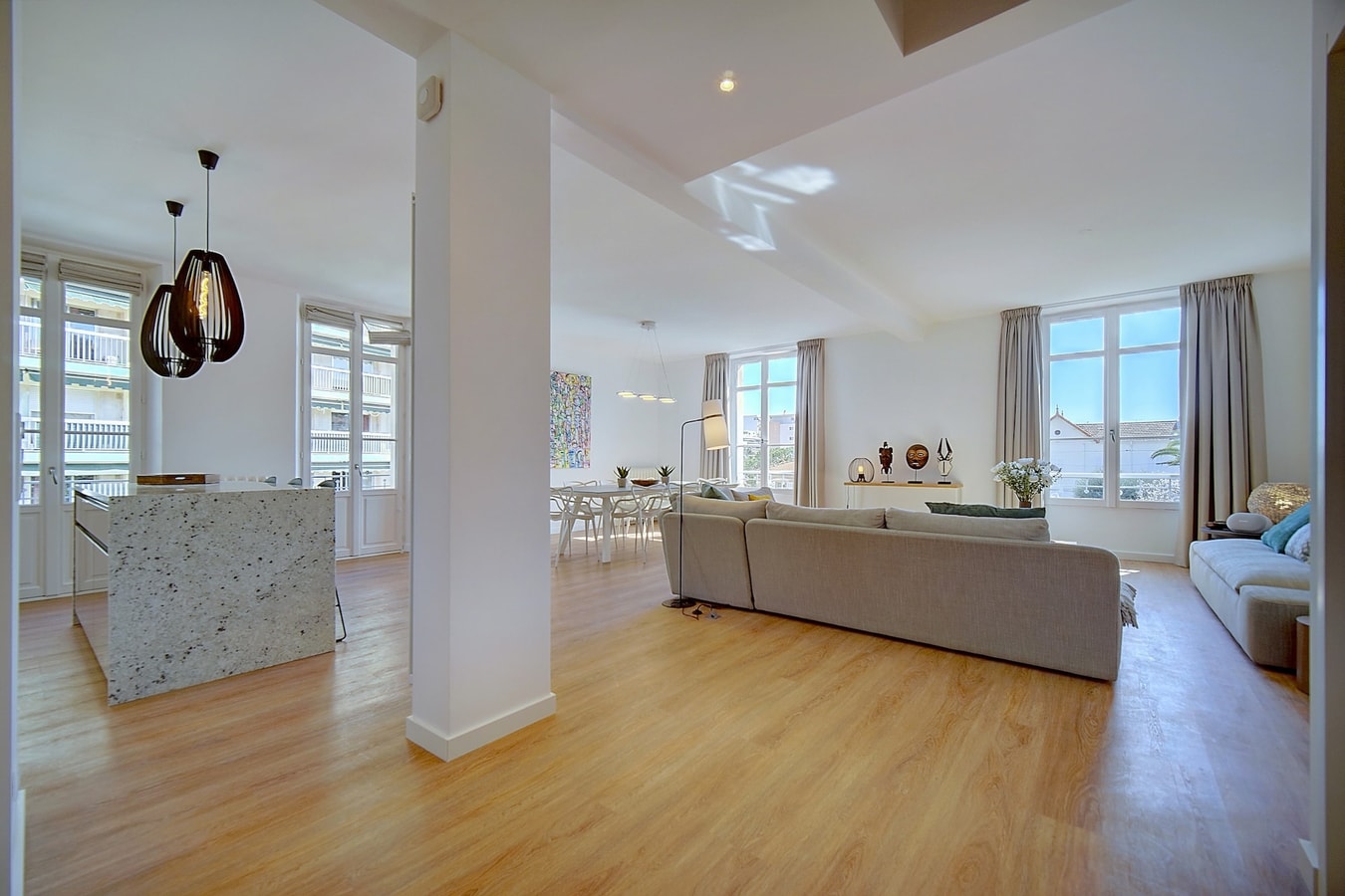 Immogroom - Magnificent 180m² duplex - Parking -AC 11 ImmoGroom