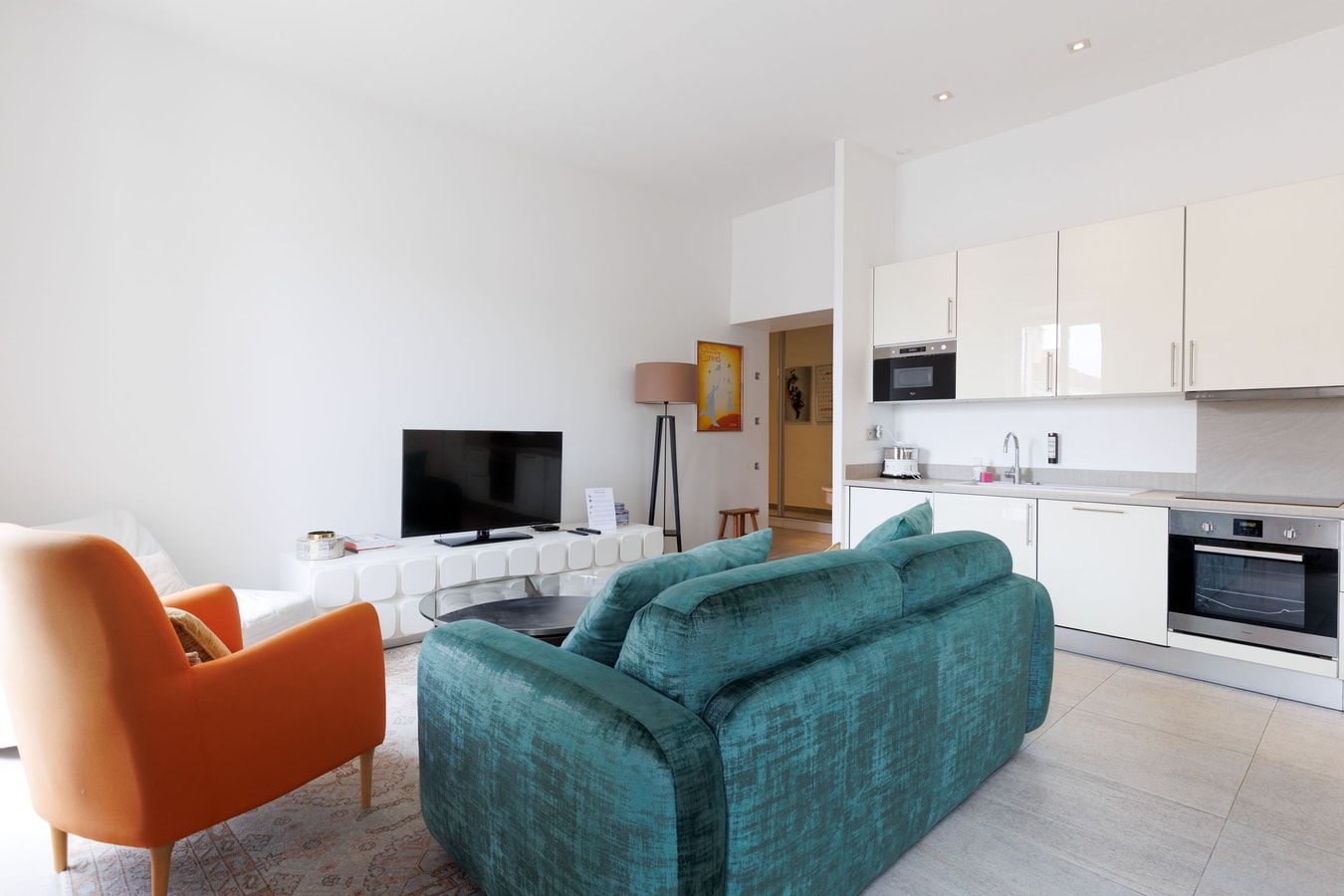 Upstays Spacious 77m² T3 Apartment with Terrace 16 Upstays