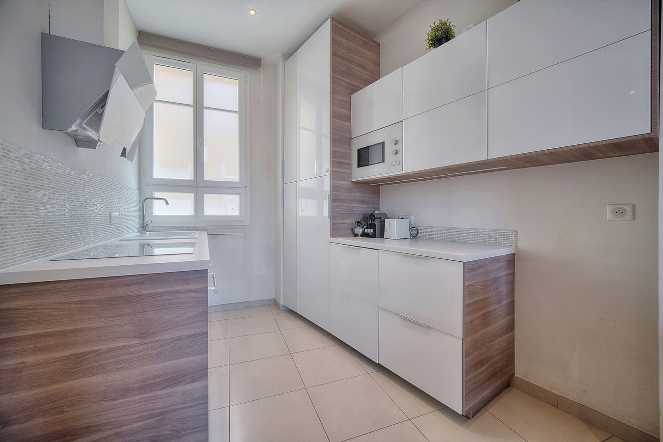 Mood · Immogroom - Close to Palais des festivals-Balcony 5 ImmoGroom