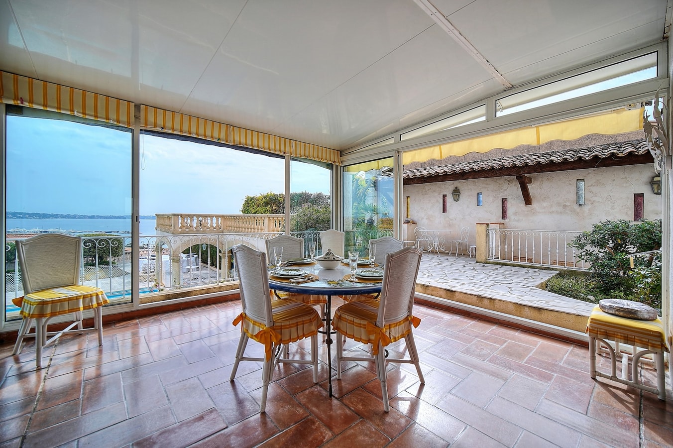 Sunshine · Immogroom- Top of villa 200m2 - Garden - Pool 36 ImmoGroom