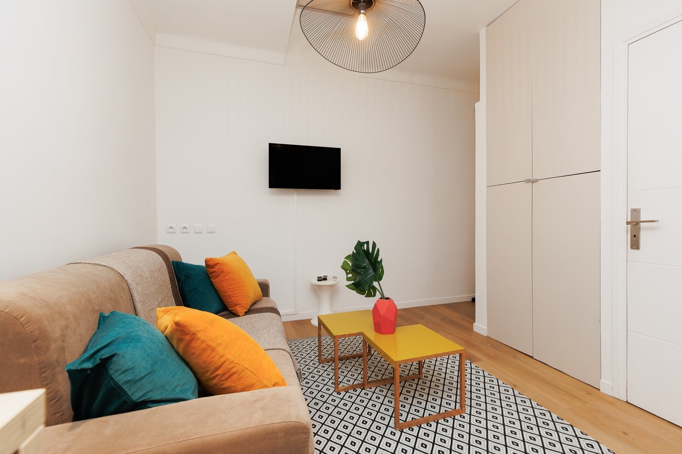 Immogroom - 1 Bedroom  - City Center - AC 5 Upstays