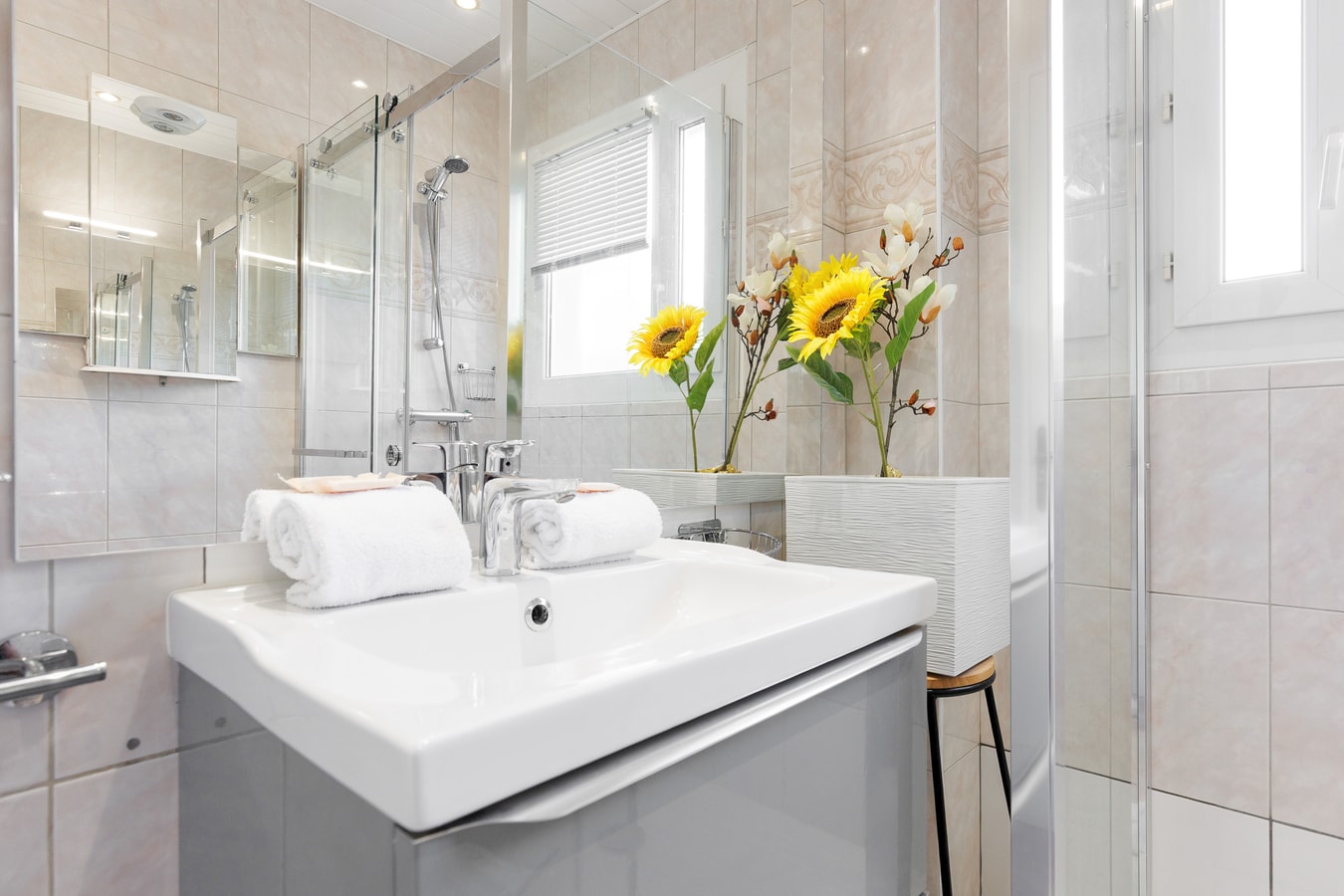 Upstays Cosy Calm 1 Bedroom with terrace and AC 30 Upstays