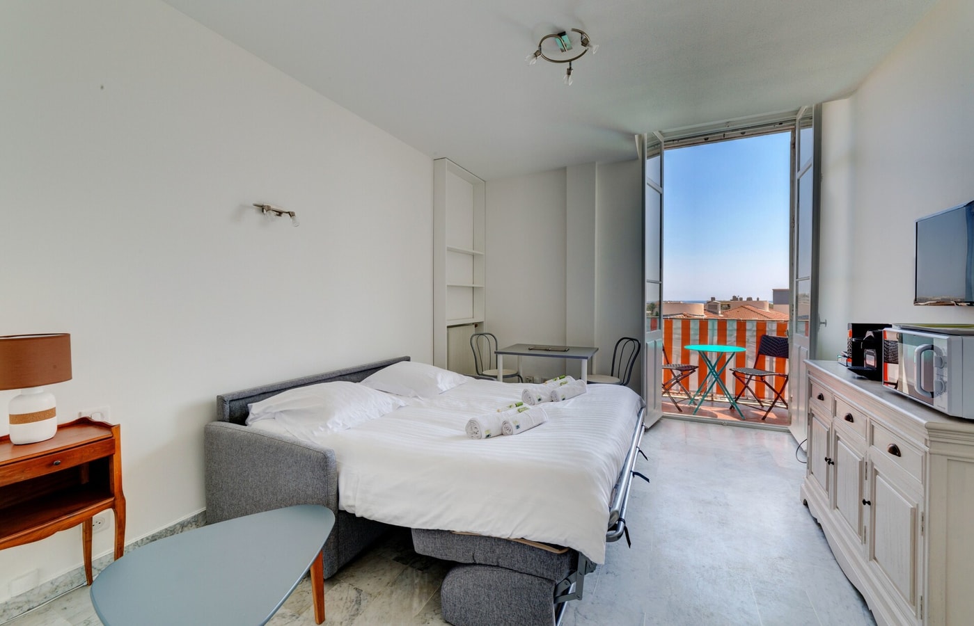 Horloge · Immogroom - Studio - Near Palais des festivals -AC 2 ImmoGroom