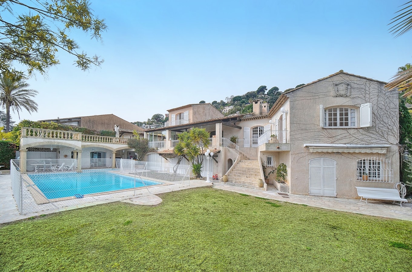 Sunshine · Immogroom- Top of villa 200m2 - Garden - Pool 44 ImmoGroom