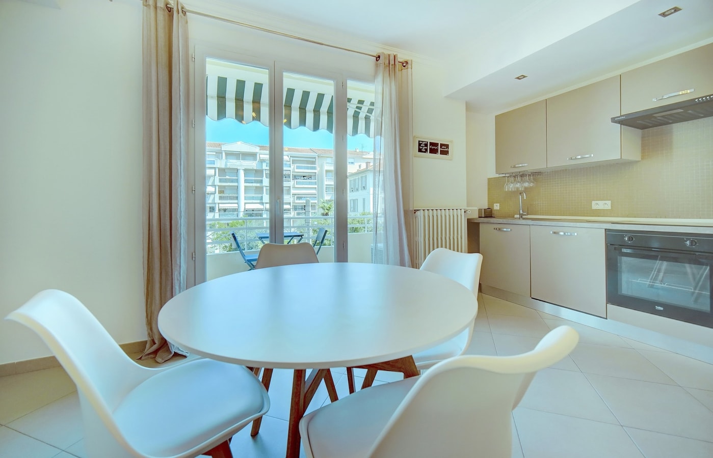 Immogroom - Terrace - 2 bedrooms - Downtown - AC 10 ImmoGroom