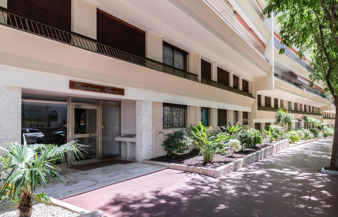 Fleurie · Immogroom-Open view terrace-Parking-Near croisette 10 ImmoGroom
