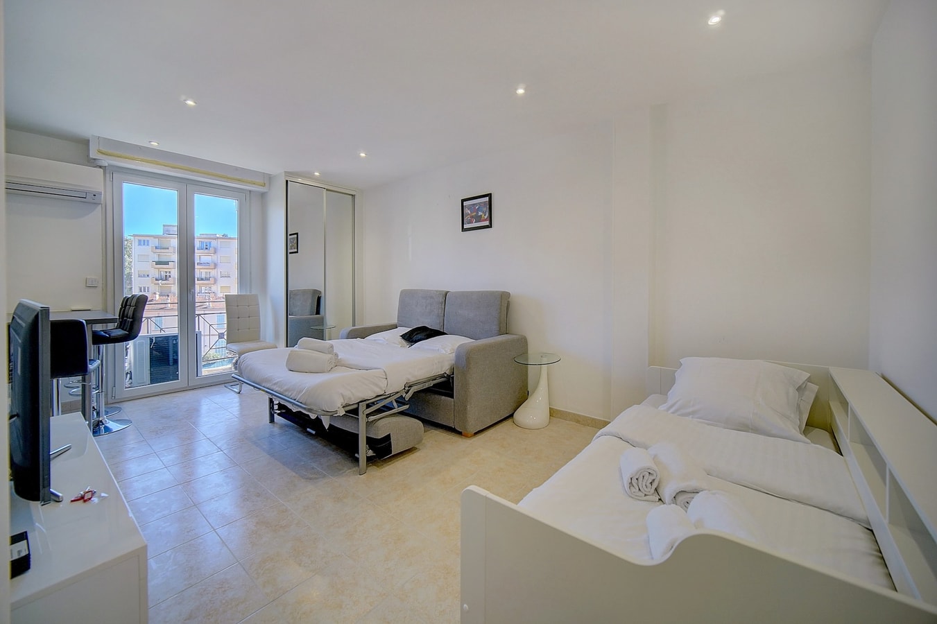 Wynwood · Immogroom - Cozy - Cannes Center - A C in living 6 ImmoGroom