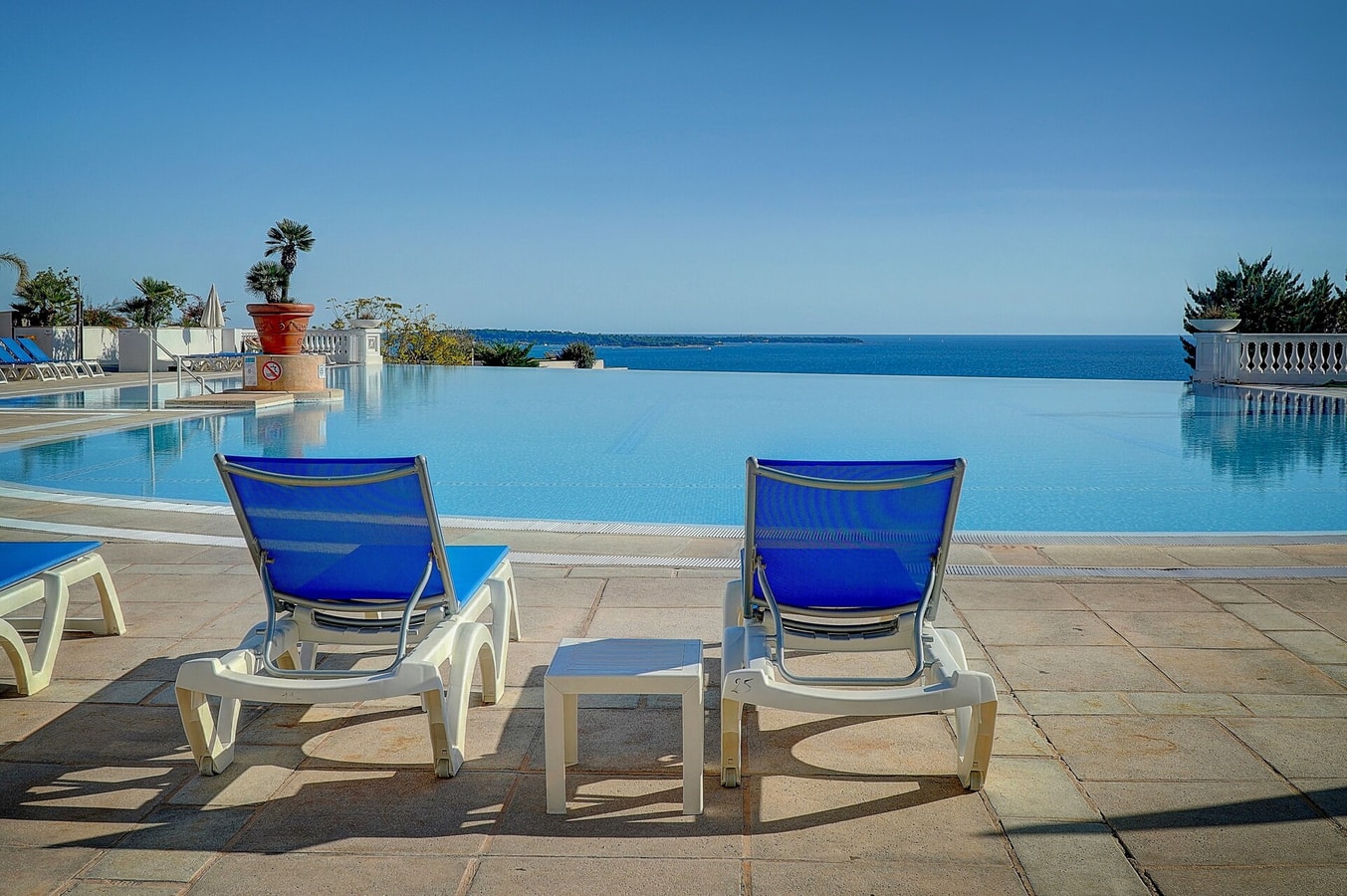 Immogroom - 2 Rooms - Renovated - Pool - Air 27 ImmoGroom