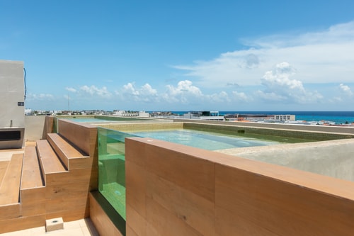 Luxury apartment 1BR, Direct Access to 5th Ave