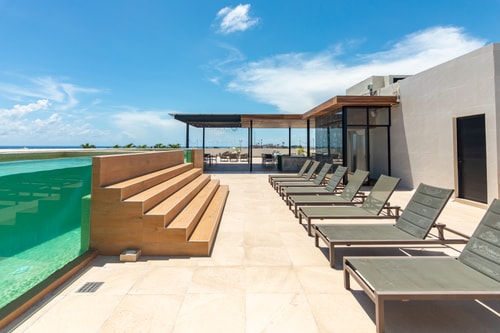 Luxury apartment 1BR, Direct Access to 5th Ave