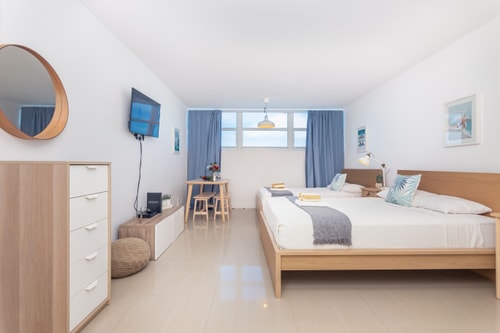 Oceanfront Resort Apt with Free Parking