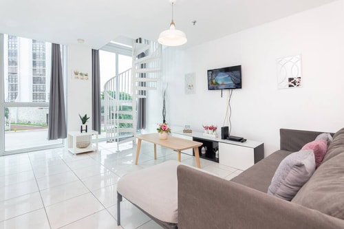 Oceanfront Resort Apartment Free Parking